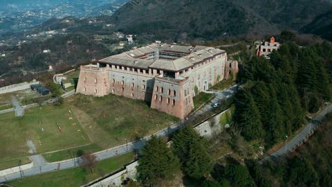 Still 2025 01 17 153935 121